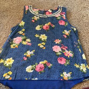 2/$20 Janice sleeveless shirt- Small